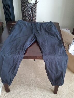 GAP Men's Black Elastic Cuff Joggers